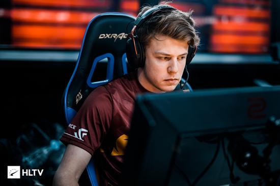 TaZ ：不在乎我们输不输，只希望队伍已竭尽全力