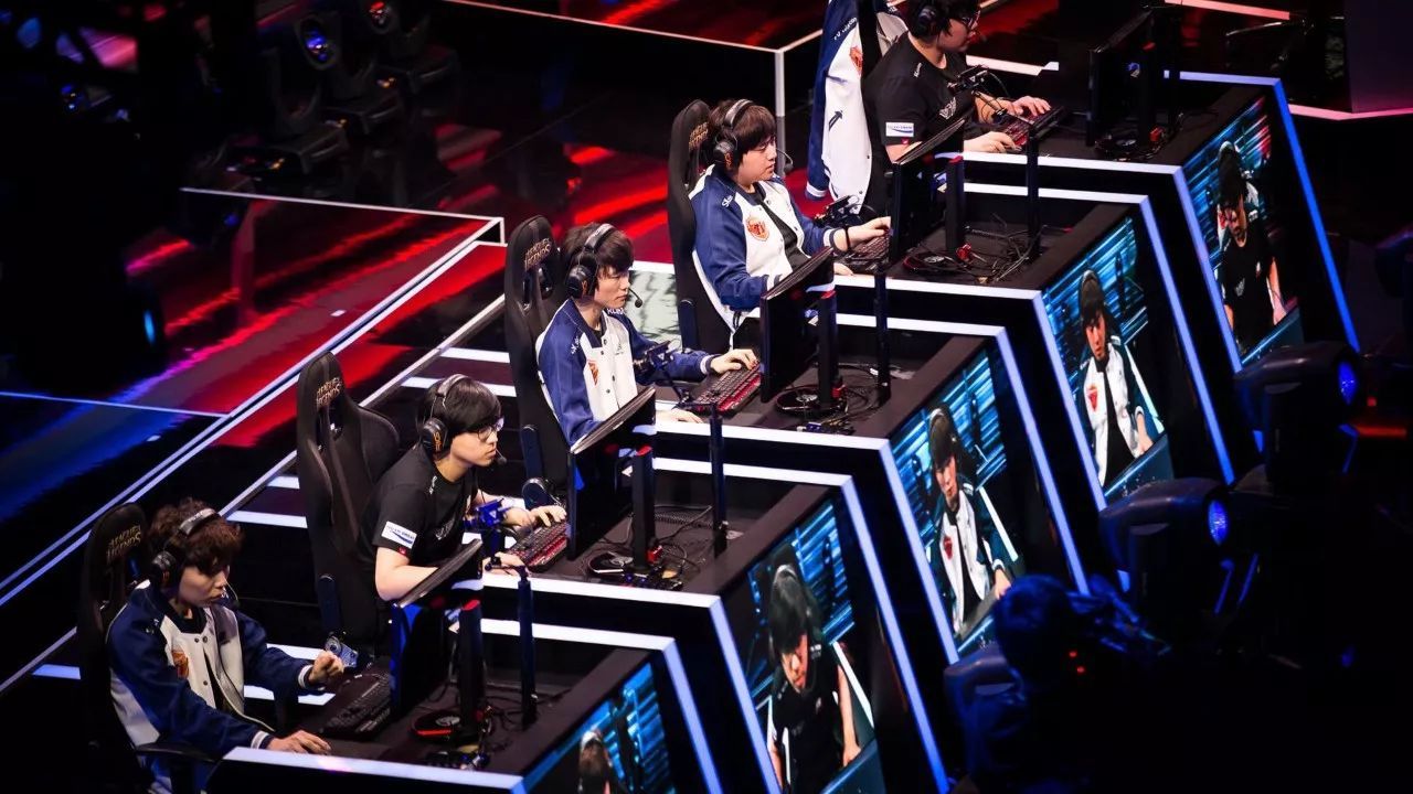 外媒发布2025年全球战队TOP10：六支LPL队伍 EDG第一