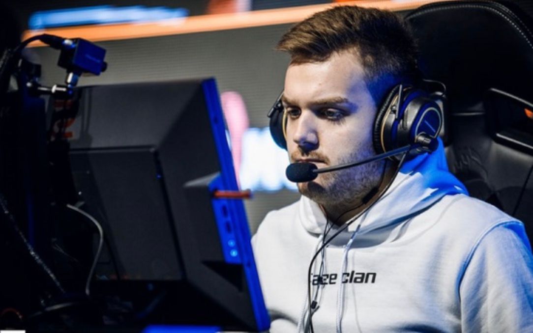 在IEM科隆2025赛后，Frozen表示：“我们作为一个团队失败了，我们作为个人也失败了。”