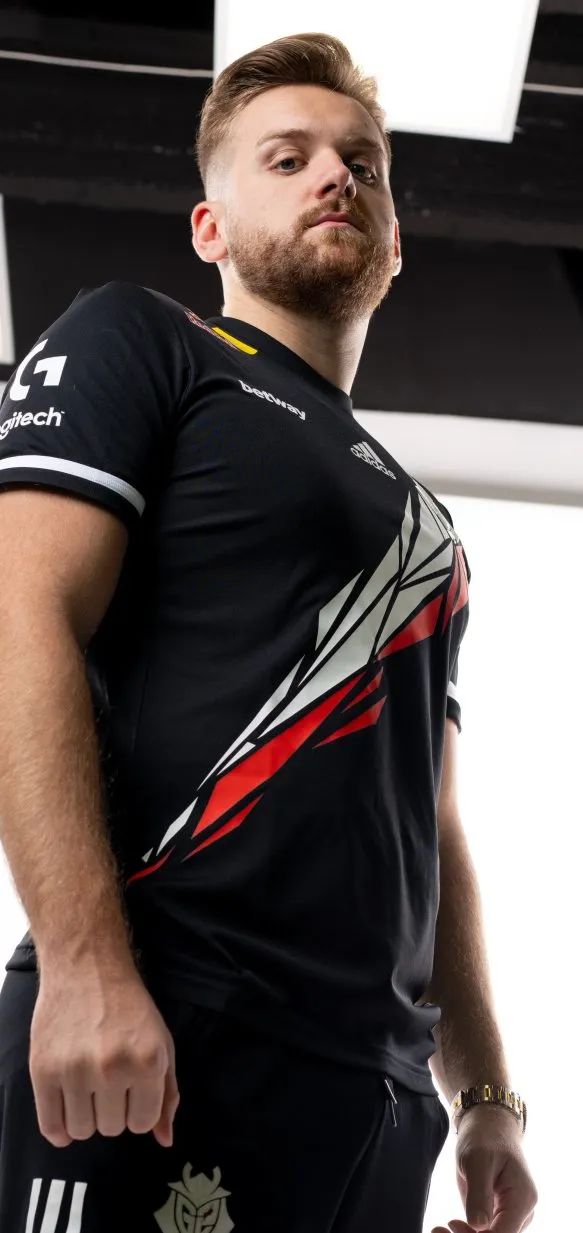 TES 2-0 GEN：全员发力复仇强敌，TES强势横扫GEN挺进四强！